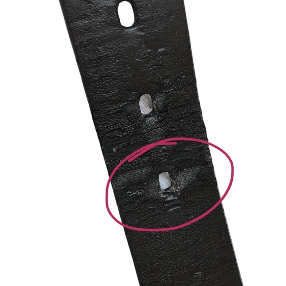 Kenneth Cole, Genuine Leather Belt, Black with Silver Hardware, Size 32 - Picture 4 of 8